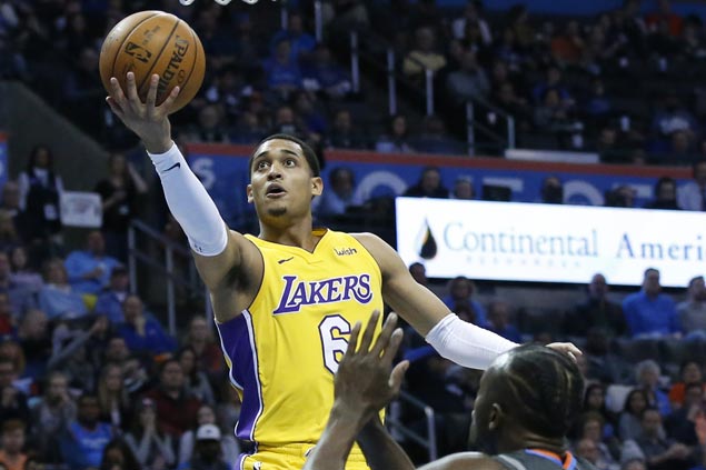 Lakers make it two straight wins and deal Thunder fourth consecutive loss