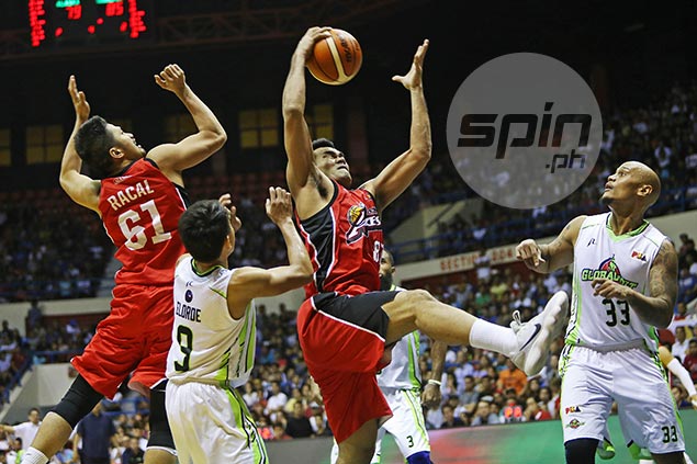 Fit-again Vic Manuel earns Player of the Week nod for leading Alaska surge