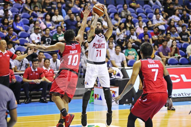 As KIA losses pile up, Ronald Tubid urges teammates to 'trust the process'