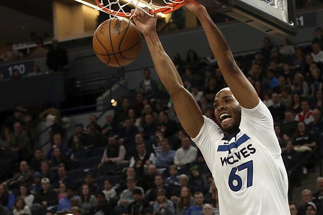 Gibson's career game, Butler's late charge power Timberwolves rally past slumping Lakers