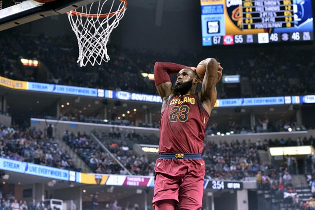 LeBron posts triple-double, Clarkson and other Cavs new guys score in double digits in rout of Grizzlies
