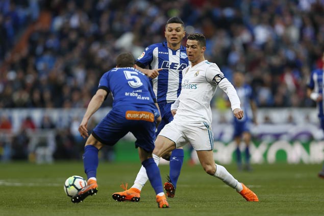Ronaldo nets brace, Bale and Benzema also score as Real Madrid routs Alaves