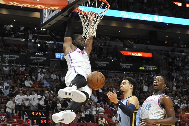 Heat stop three-game slide and send Grizzlies to ninth straight loss