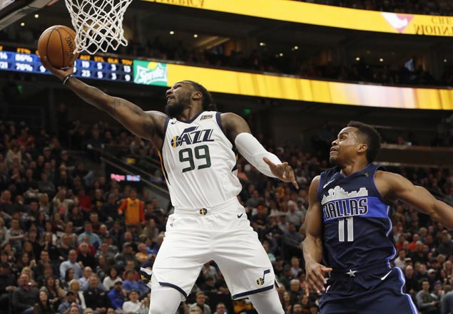 Jazz get back on track with close win over Mavericks