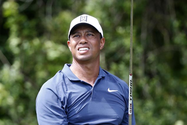 Tiger continues steady play, fires first sub-70 round in return from surgery