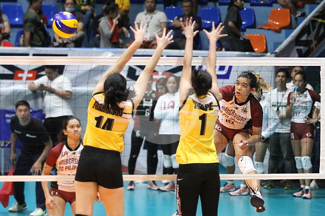Tots Carlos scores 32 as Lady Maroons stop the bleeding with four-set win over Tigresses