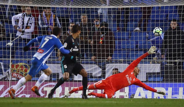 Without Ronaldo and other stars, Madrid bows to Espanyol in La Liga