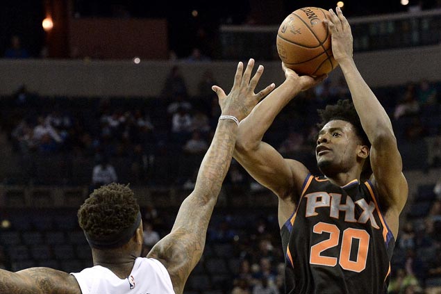 Josh Jackson scores career-best 29 as Suns stop the bleeding and add to Grizzlies' misery
