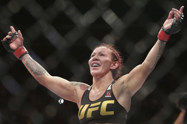 Short-notice replacement headliner Cyborg eager to put on a show against unheralded foe at UFC 222
