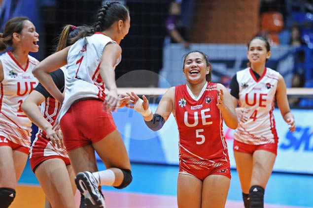 Shaya Adorador stars as Lady Warriors score first win at expense of Lady Falcons