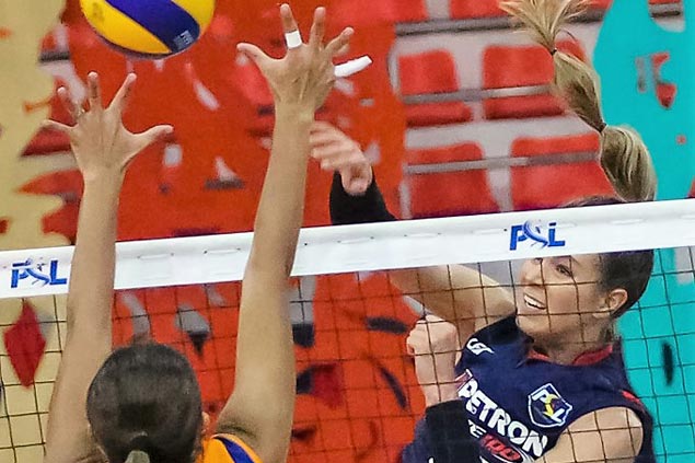 Petron extends unbeaten run to five and keeps Generika winless