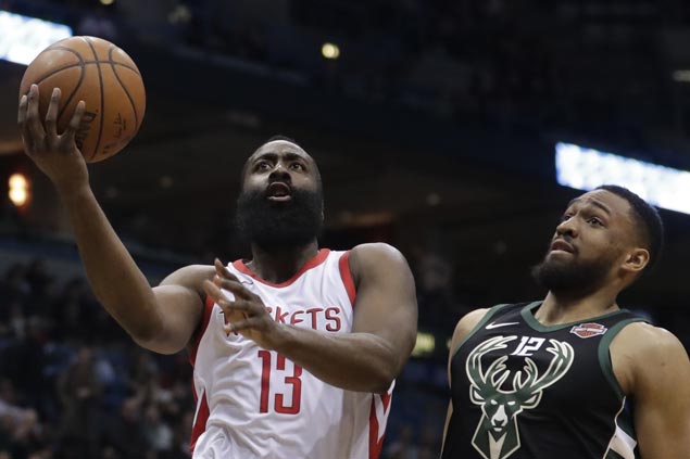 Rockets down Bucks for 17th straight win, passing Celtics mark for longest streak of season