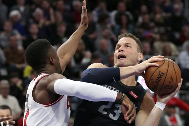 Blake Griffin stars as Pistons end four-game skid with win over Bulls