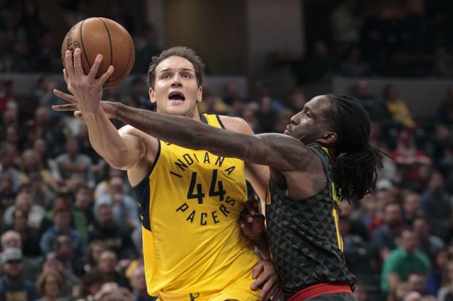 Looking refreshed after lackluster home loss, Pacers score big win over Hawks