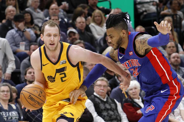 Jazz register 42-point first quarter and complete wire-to-wire win over Pistons