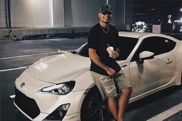 Paul Lee bought his dream car the last time he won a PBA title. He's on track for another one