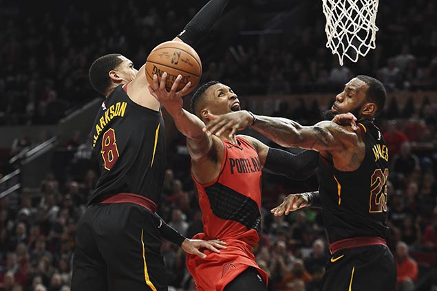 LeBron lauds 'unappreciated' Lillard as shorthanded Cavs fall short vs surging Blazers