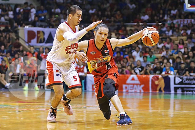 Alex Cabagnot plays hero's role despite being confined in hospital on the eve of Game Five