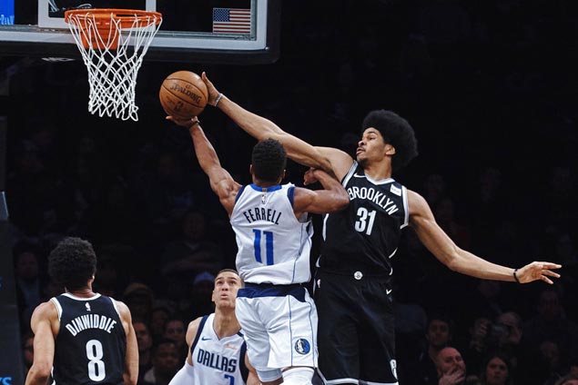 Nets squander big lead but recover to beat Mavericks and snap three-game skid