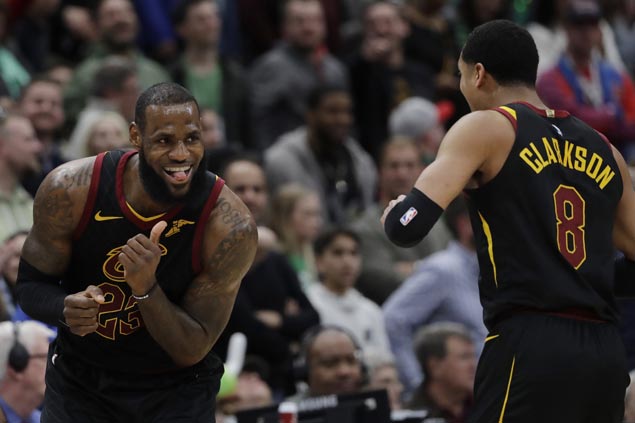 King James, Cavs deal Raptors a deflating reminder of past playoff failures