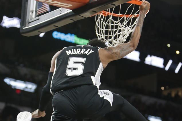 Spurs blow 16-point lead but recover to beat undermanned Warriors