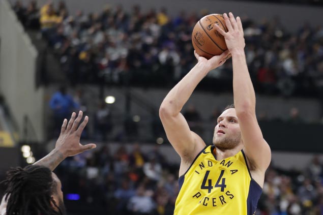 Pacers rally to beat Clippers and move closer to playoffs
