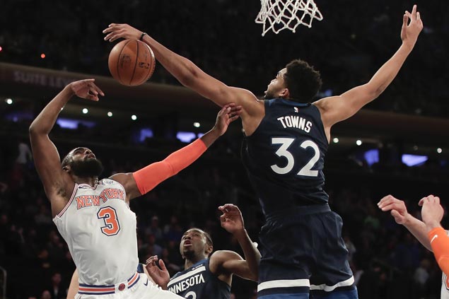 Wolves clinch first winning record in 13 years, beat Knicks and spoil Hardaway’s 39-point night