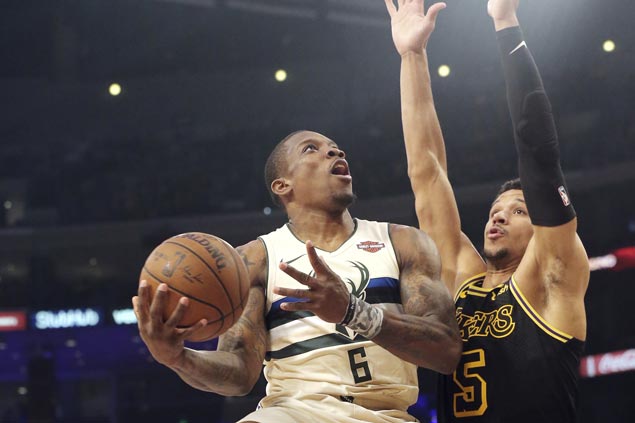 Eric Bledsoe takes charge in overtime, finishes with 39 points as Bucks survive huge Lakers rally