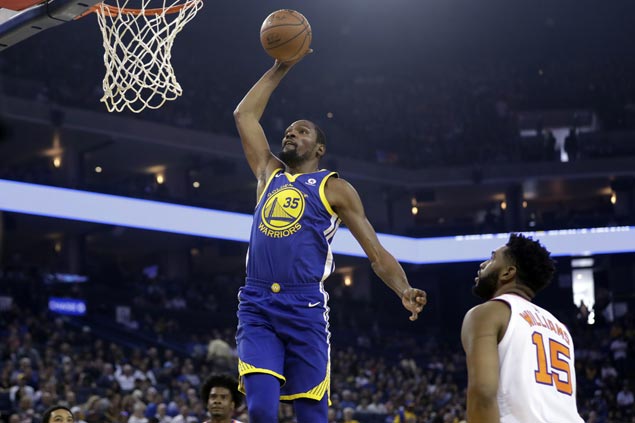 Warriors overcome sloppy start to score second straight win, send Suns to 15th consecutive loss