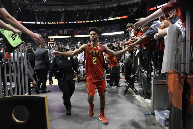Rookie Tyler Dorsey stars as Hawks hold off Magic in battle of bottom teams