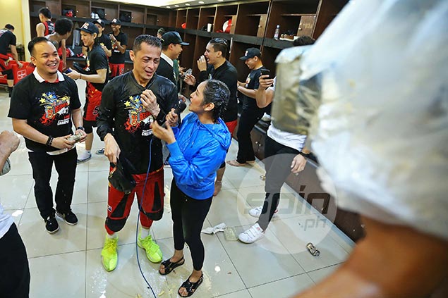 Long wait over for Chico Lanete as San Miguel vet wins first PBA title after 11 years