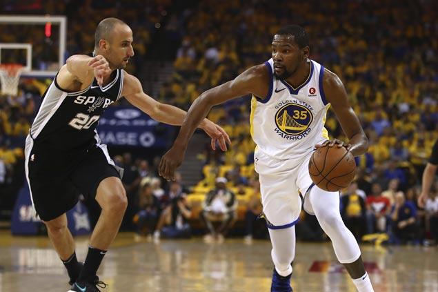 KD takes charge as Curry-less Warriors play solid defense to beat Spurs in playoff opener