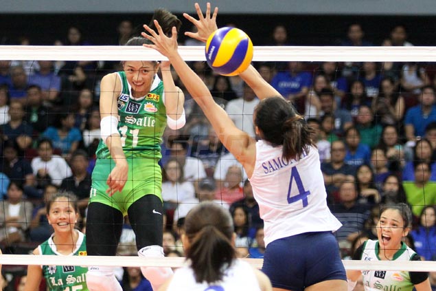 La Salle spikers complete sweep of Ateneo, relegate Lady Eagles to No. 3 spot