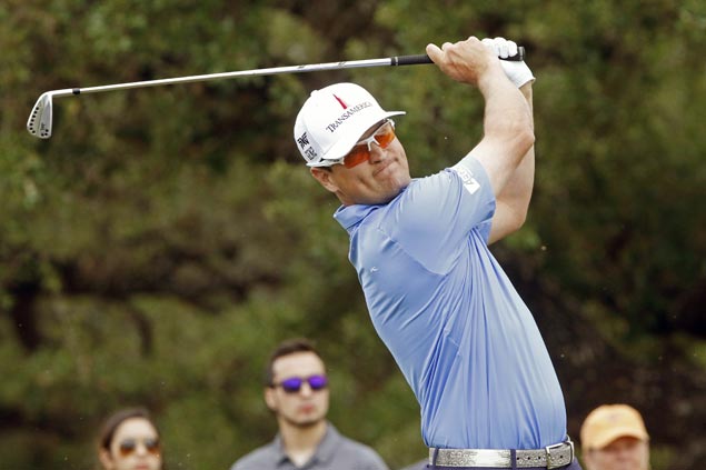 Zach Johnson keeps share of lead to stay on track in bid for third Texas Open title