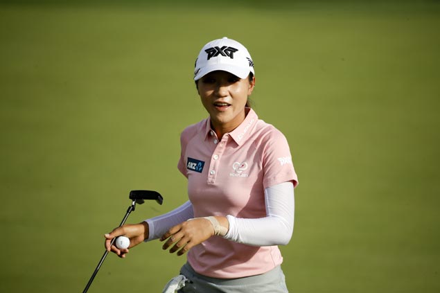 Lydia Ko, looking to end nearly two-year drought, moves one stroke clear at Lake Merced