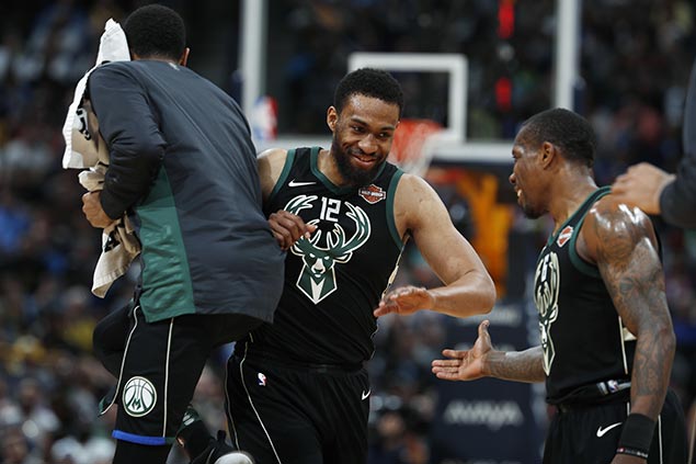 Giannis assures Bucks' restricted free agent Jabari Parker 'ain't going nowhere'