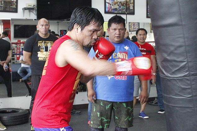 Manny Pacquiao opens training camp 10 weeks before bout with Lucas Matthysse