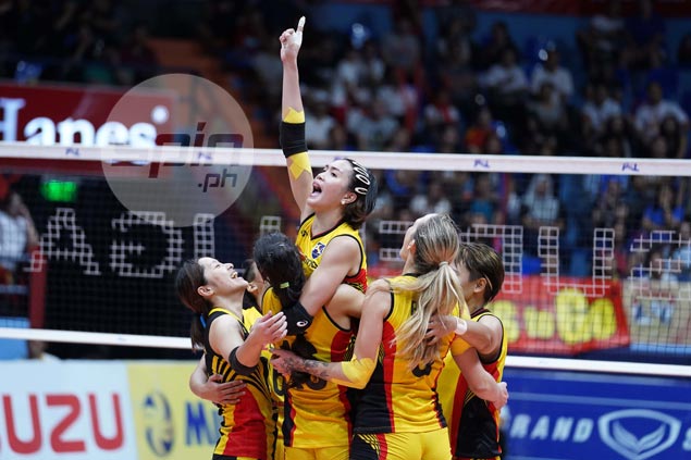 F2 Logistics back with a vengeance, rips Petron to send PSL Finals to deciding Game 3