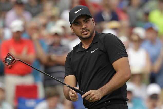 Back nine birdie run puts Jason Day on top at Quail Hollow