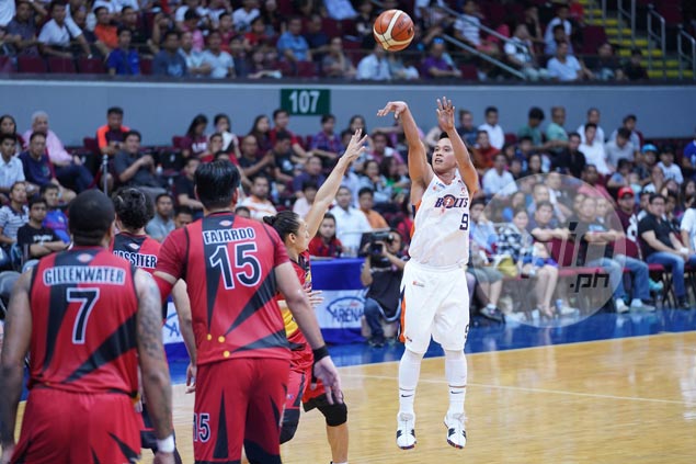 Baser Amer thrilled to get good looks, thanks to attention Onuaku commands in the paint