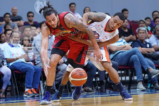 Standhardinger plays down underwhelming debut, says desire is to be 'facilitator' at SMB