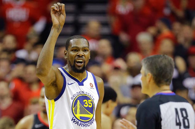Kevin Durant admits he got upset with Kerr late in Warriors' Game 1 win. Here's why