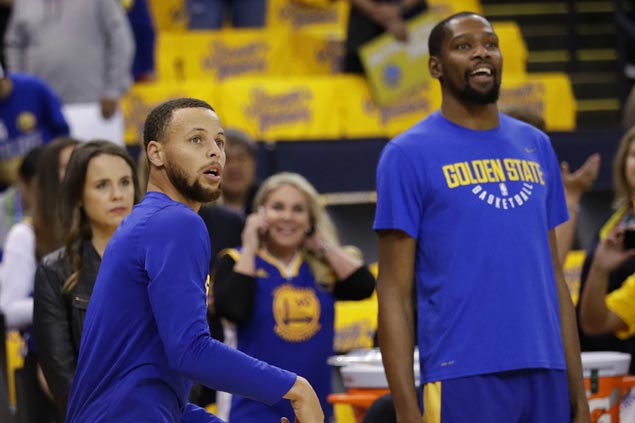 KD dismisses talk of Curry shooting struggles: ‘That’s the last thing I worry about with Steph’