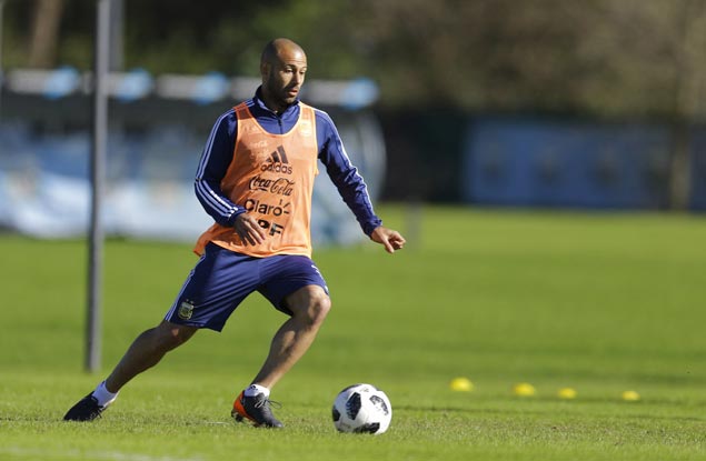 Javier Mascherano downplays expectations as Argentina looks to end run of futility in World Cup