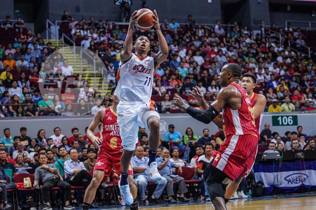 Brownlee's triple-double debut for naught as Meralco extends Ginebra misery