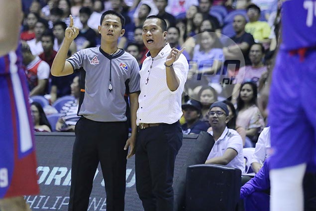 Victolero sticks to positives as Magnolia drags ROS to OT despite missing Sangalang