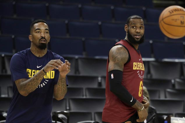 LeBron counting on JR Smith to redeem self from gaffe in series opener