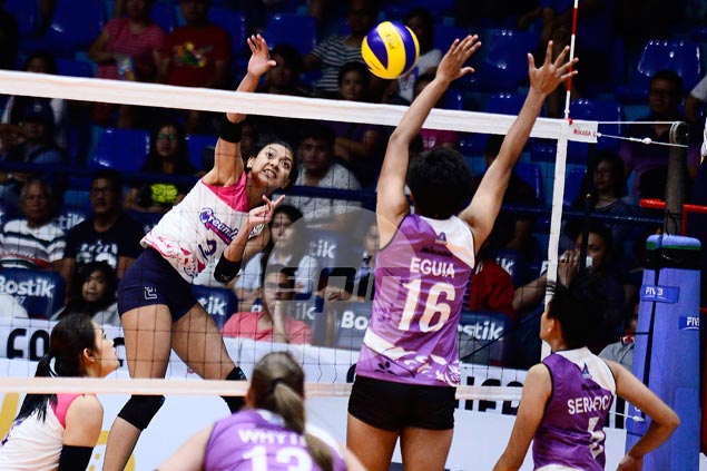 Valdez-led Creamline survives gritty stand by Iriga-Navy for fifth straight PVL win