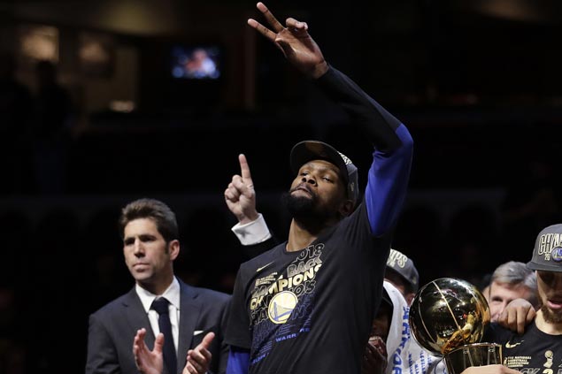 As Westbrook fires latest rap, KD makes it clear he doesn't give a damn to what critics say
