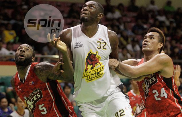 Solomon Alabi calls out on idol Manny Pacquiao: ‘I know I’m a nobody, but invite me to your fight'
